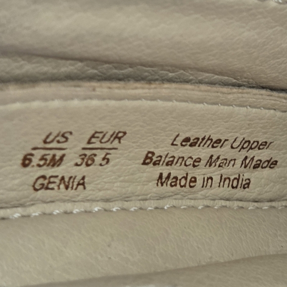 Sam Edelman Genia Pull On Leather Chelsea Moto Boot - Picture 4 of 4